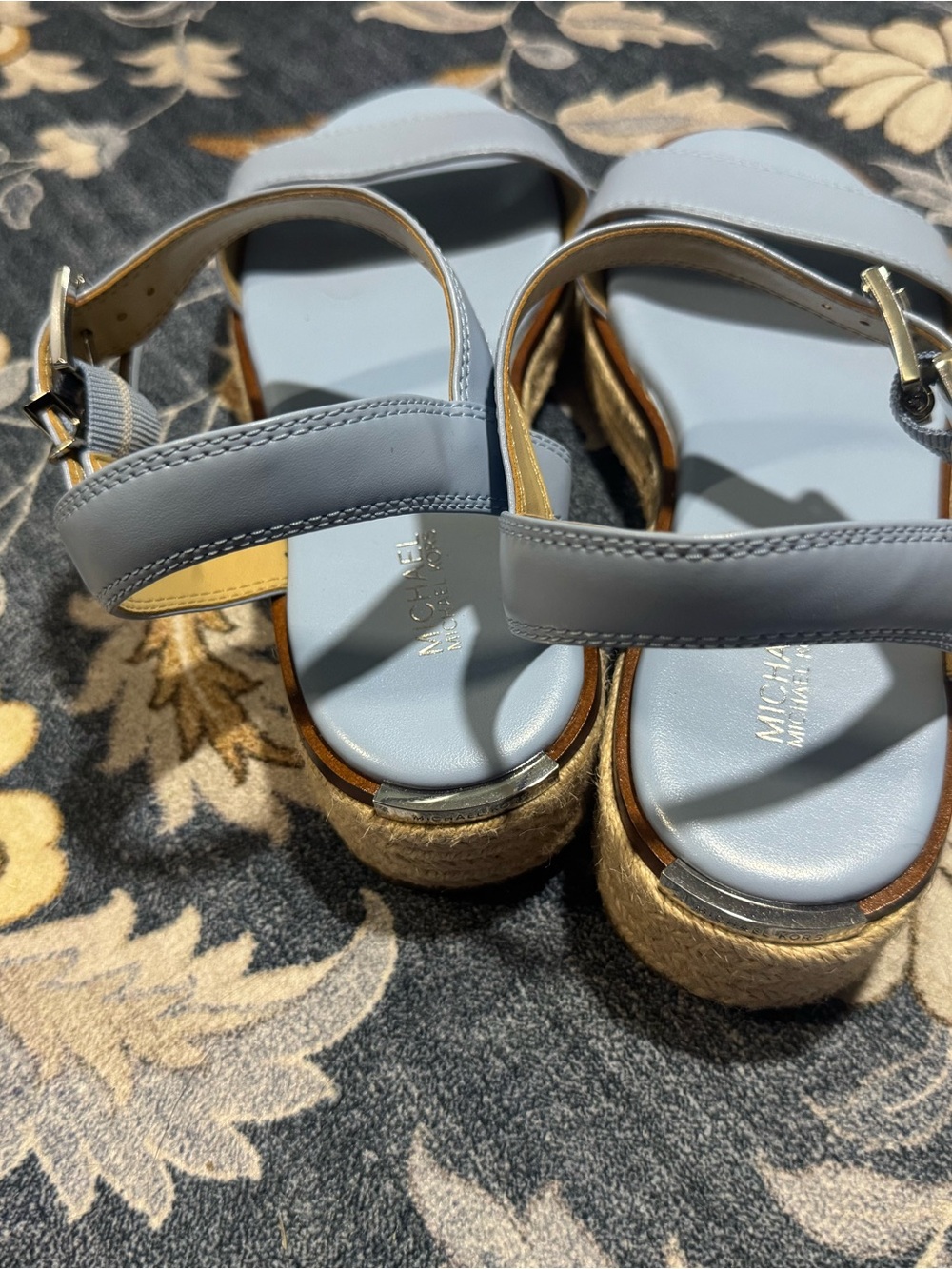 Michael Kors sandals - Picture 3 of 6